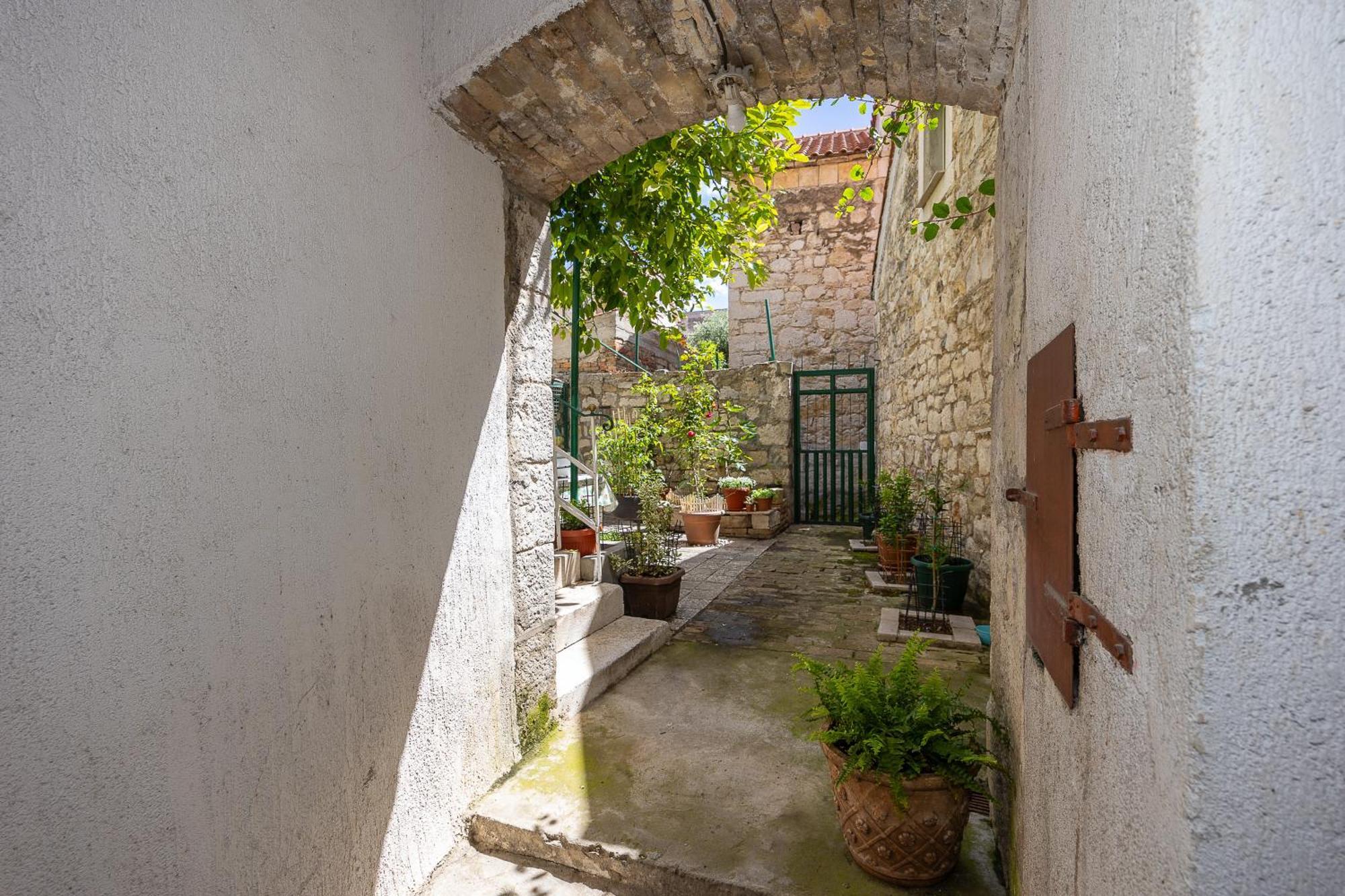 Apartman Iskra 2 Spalato Esterno foto